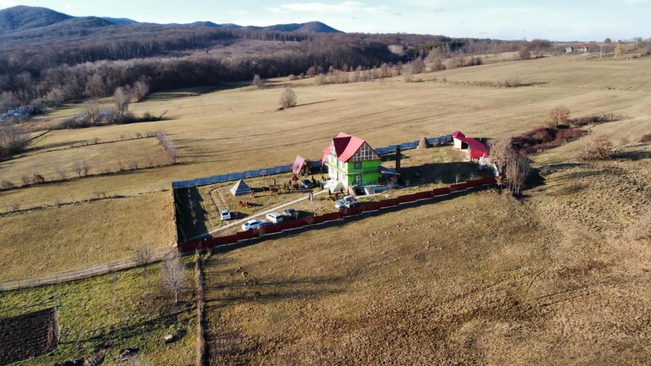 La Capra Vecinului Vila Oglinzi Exterior foto