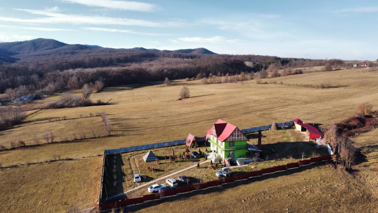 La Capra Vecinului Vila Oglinzi Exterior foto